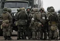 Британская разведка: из-за масштабных потерь на войне в Украине россияне вербуют в армию выпускников школ