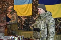 "Непосредственно выполняют боевые задачи": Сырский показал кадры визита к украинским воинам