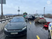 Traffic is hampered in Kyiv due to an accident on the Paton Bridge