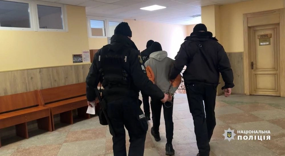 Ударив по голові через плач: чоловіка на Київщині арештували за смерть двомісячної доньки