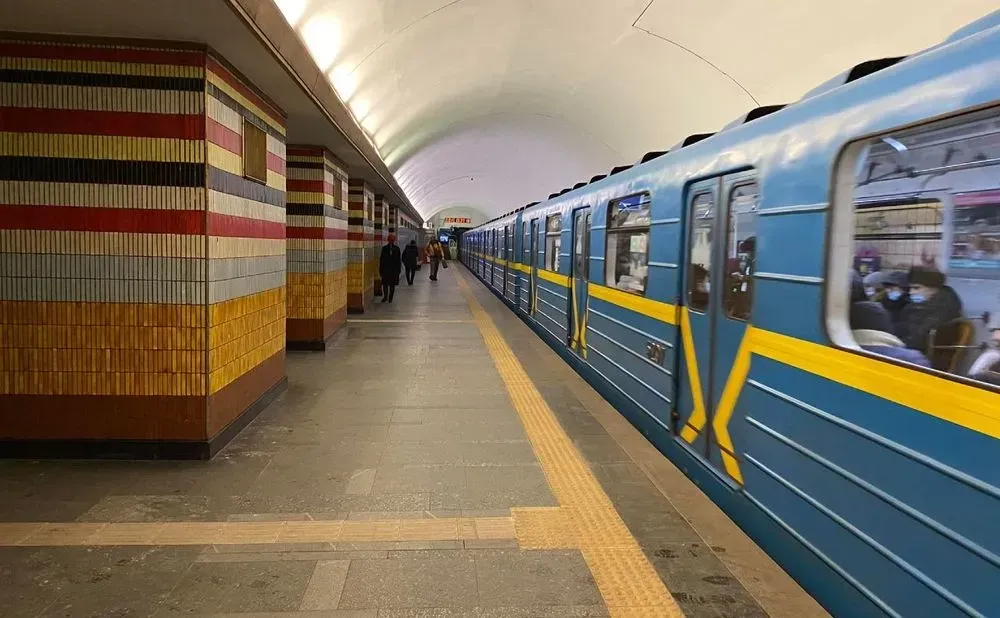 An accident on the "blue line" of the metro: it became known how much the passenger traffic in the capital's subway has fallen