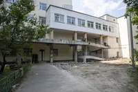 In Kyiv, the legality of the tender for repairs at the war veterans hospital is being checked: the customer and the contractor were searched