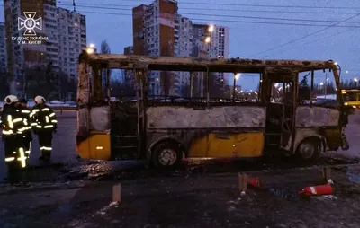 A bus caught fire in Kyiv in the morning, no one was injured