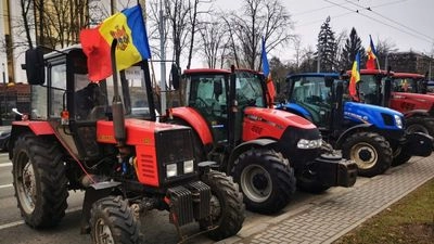 Romanian government reaches agreement with protesting farmers blocking the border with Ukraine - media
