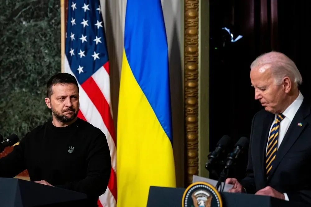 in-davos-zelenskyy-will-receive-a-message-from-biden-calling-to-move-to-defense-media