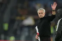 Roma dismisses Jose Mourinho