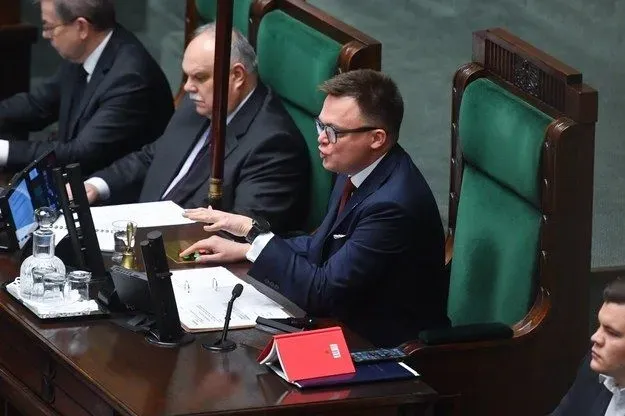 polish-sejm-votes-to-establish-a-commission-of-inquiry-into-cases-of-surveillance-of-opposition-politicians