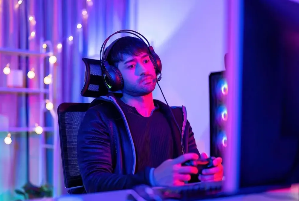 Video gamers may face irreversible hearing loss and tinnitus - study