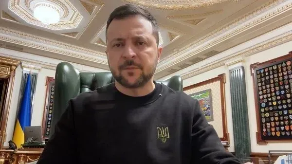 Зеленський відреагував на факт стеження за журналістами: будь-який тиск неприпустимий