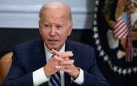 Biden meets with Congressional leaders to discuss aid to Ukraine