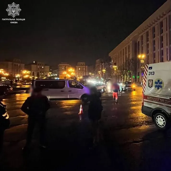 В центре Киева произошло ДТП: движение в направлении Европейской площади затруднено