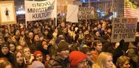 "Господин Фицо, люди видят, что вы делаете!": в Словакии состоялись масштабные антиправительственные протесты
