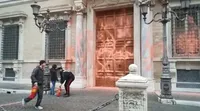 In Italy, fines for damaging monuments will reach up to 60,000 euros