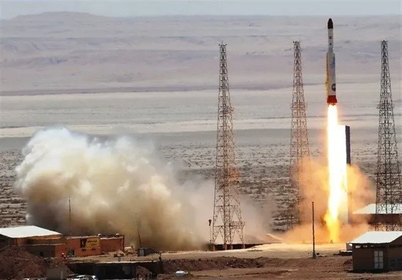 Иран заявил о запуске в космос спутника "Сорая"