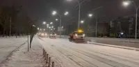 Kyiv City State Administration: 275 vehicles are clearing snow in Kyiv, drivers will be asked to be careful on the roads