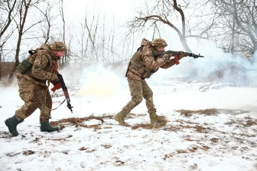 На Таврійському напрямку ворог збільшив активність артилерії та перегруповується