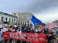 Rallies against the Putin regime in Russia took place in Germany
