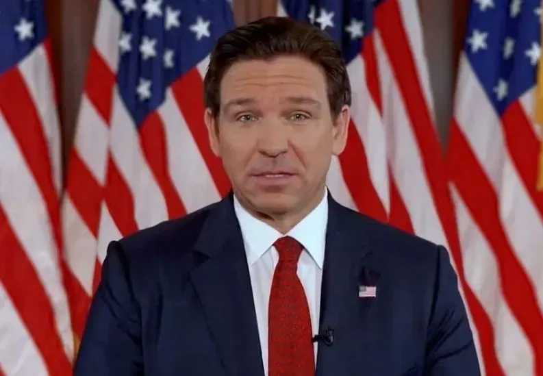 ron-desantis-withdraws-from-the-presidential-race-and-endorses-trump
