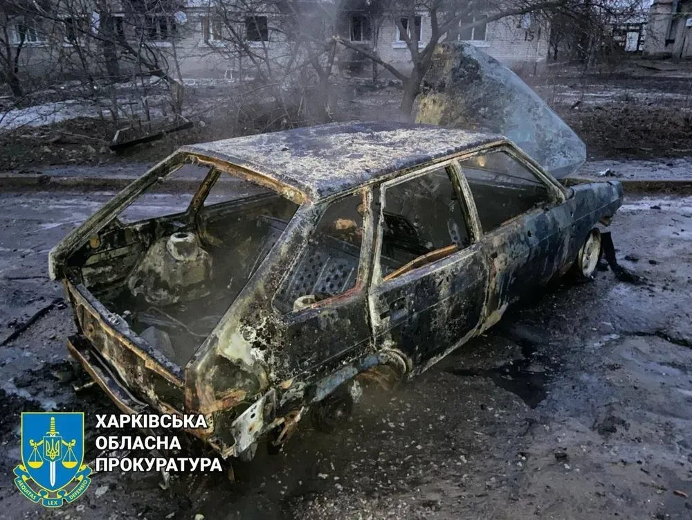 enemy-shelling-of-kupyansk-a-man-burned-alive-in-a-car-prosecutors-launch-investigation