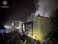 Вночі внаслідок ворожих ударів у Куп’янську зайнялося 4 пожежі 