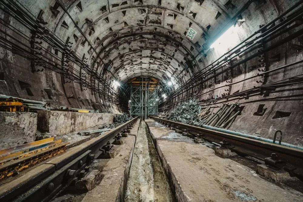 repair-of-the-blue-line-of-the-kyiv-metro-the-contractor-promises-to-complete-the-restoration-of-the-tunnel-in-the-fall