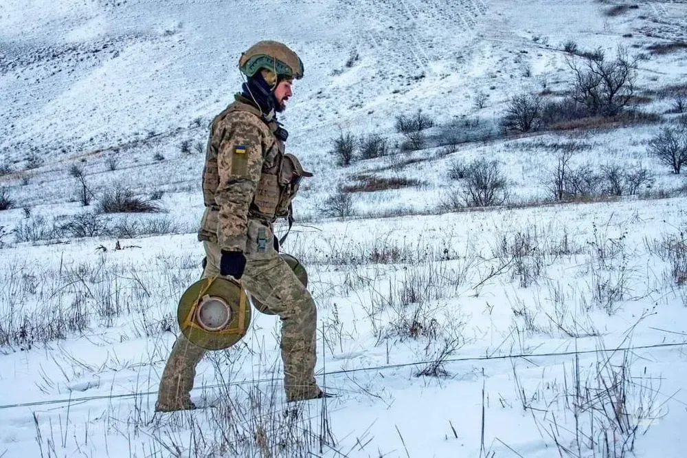 Ukrainian troops destroy 12 units of enemy armor during an assault near Kostiantynivka - General Staff
