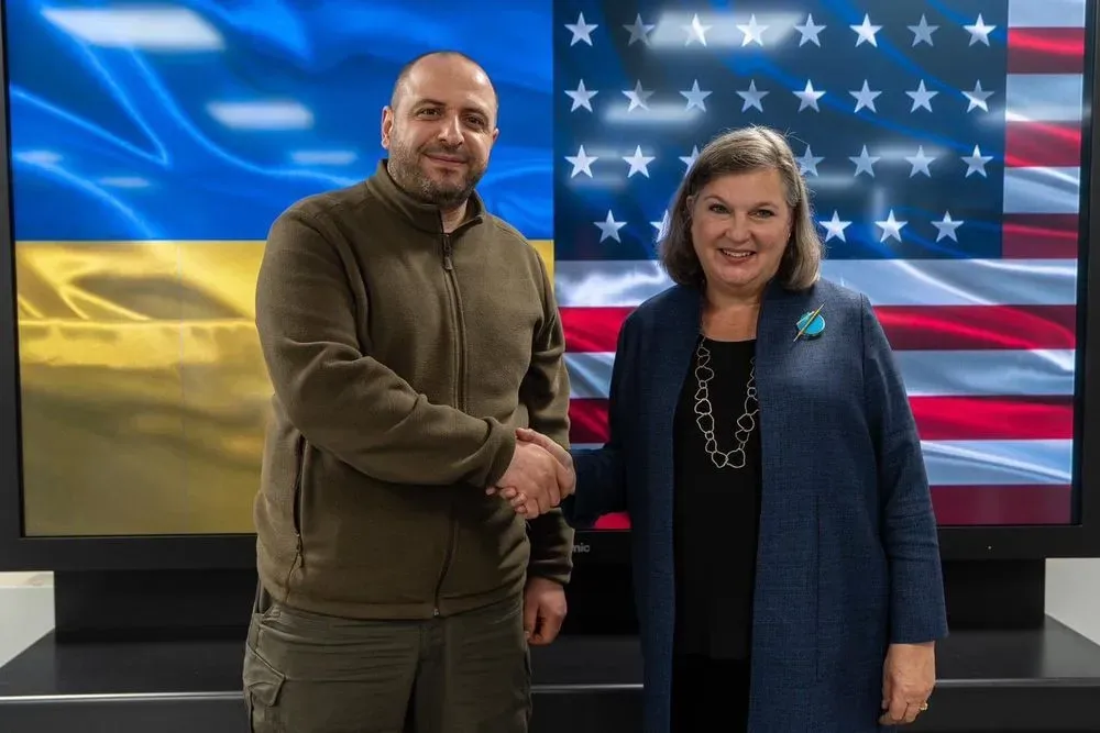 ukraines-defense-minister-discusses-strengthening-strategic-partnership-with-us-officials