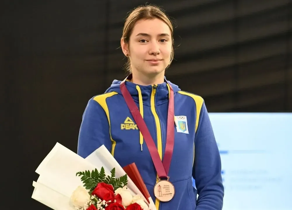 ukrainian-fencer-darya-varfolomeieva-wins-bronze-at-the-davos-grand-prix-tournament