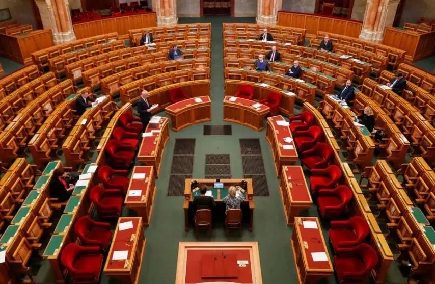 parlament-uhorshchyny-zbyraietsia-v-ponedilok-na-prokhannia-opozytsii-shchob-rozghlianuty-pytannia-shchodo-vstupu-shvetsii-v-nato