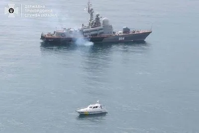 Border guards thank intelligence officers for sinking Russian corvette "Ivanivets" in the Black Sea