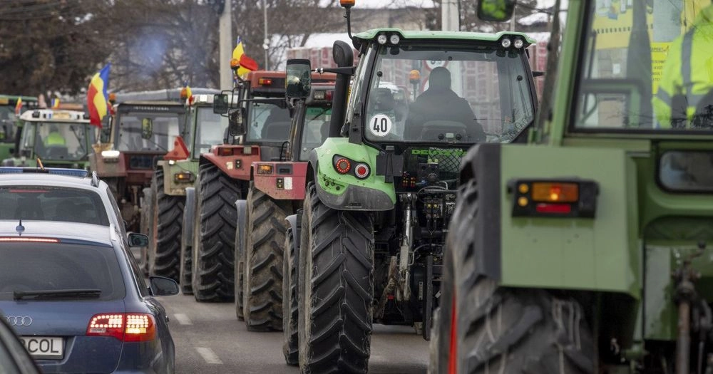 Romanian government reaches agreement with farmers and transporters to end protests