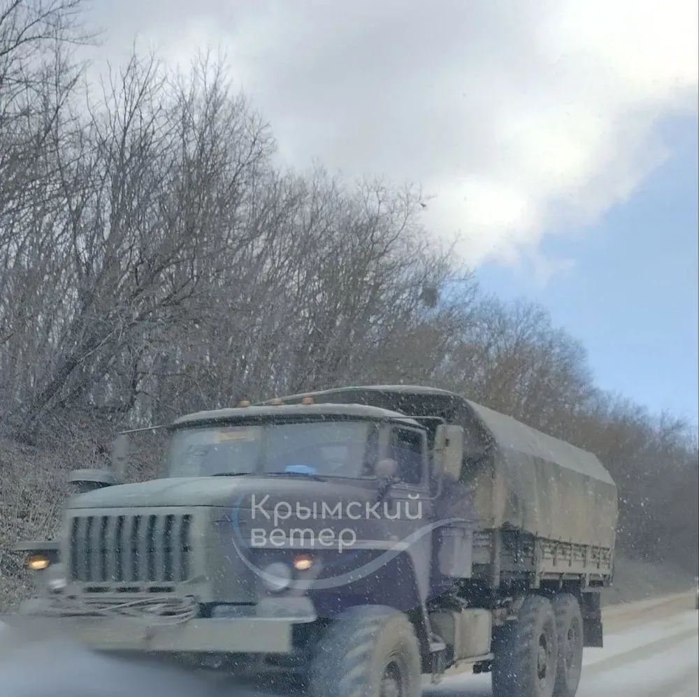 convoy-of-10-military-trucks-spotted-in-occupied-crimea