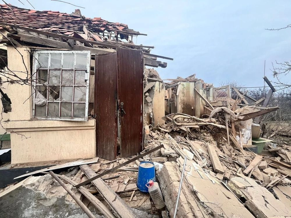 Russians strike at Nikopol district, destroying three dozen houses - OVA
