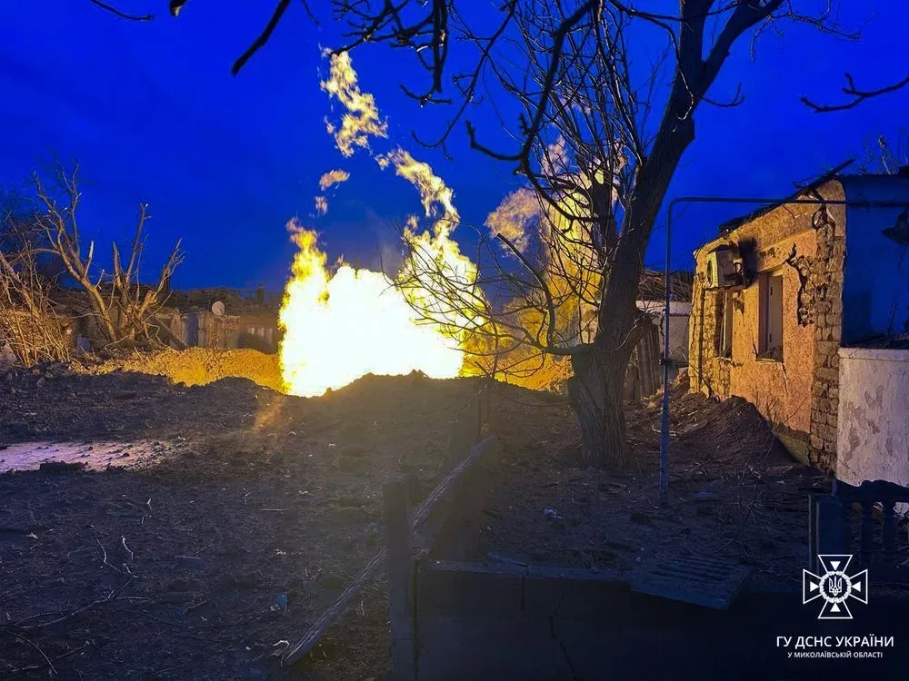 Атака рф на Николаев: на участке подземного газопровода произошел пожар