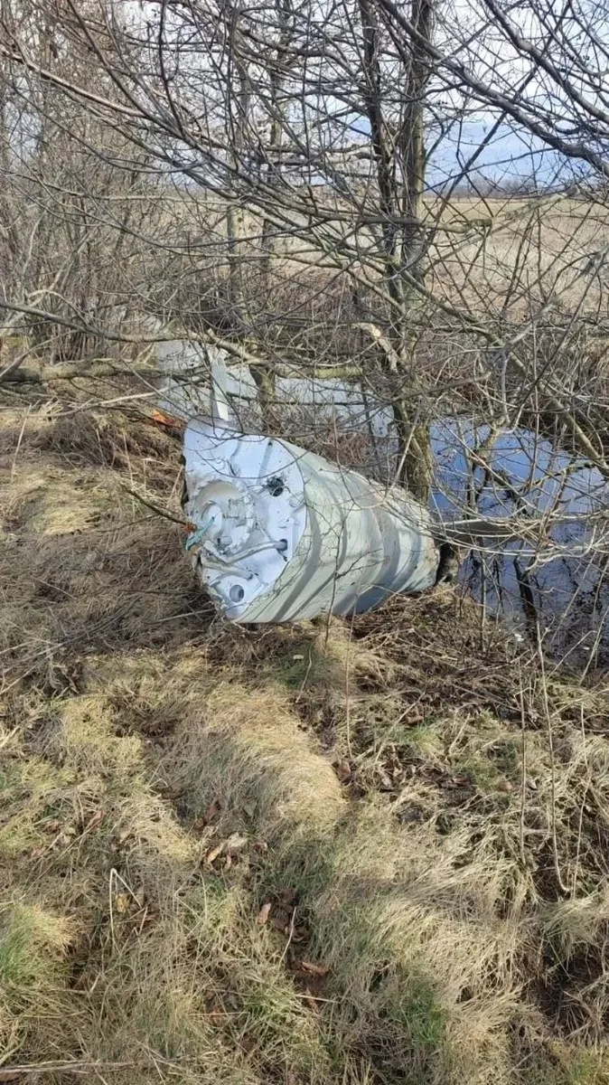 На Львовщине нашли в 400 метрах от домов обломки ракеты, которая не сдетонировала