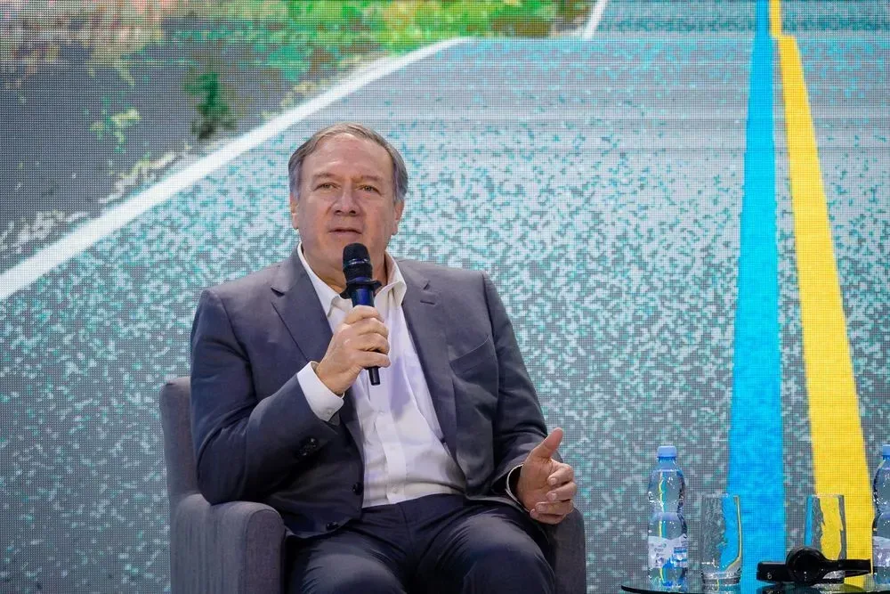 "Ukraine has to win" - Pompeo explains VEON and Kyivstar's record investments in rebuilding the country