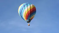 В Грузии воздушный шар столкнулся с линией электропередач: погибли три человека