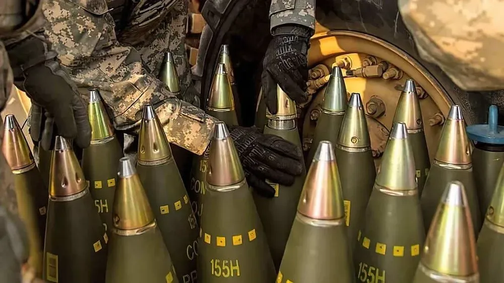 До конца года ЕС передаст украинским войскам более 1 млн снарядов - Боррель