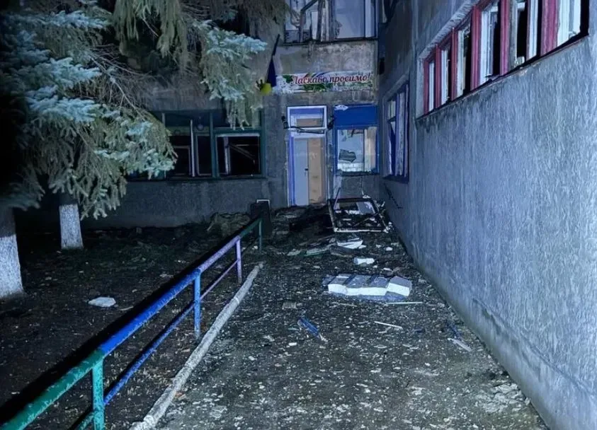 at-night-occupants-shelled-selydove-in-donetsk-region-a-person-was-injured-in-the-rubble