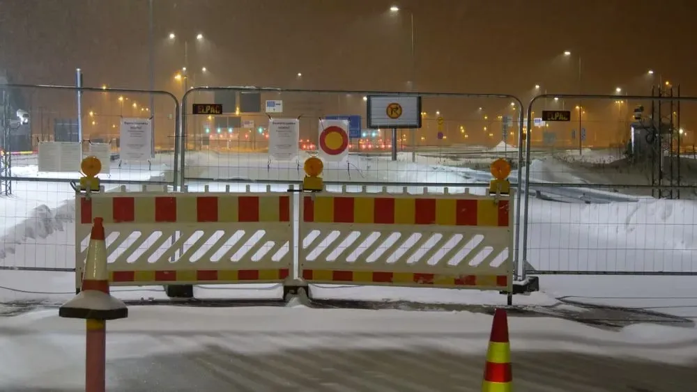 Finland extends border closure with Russia for another two months