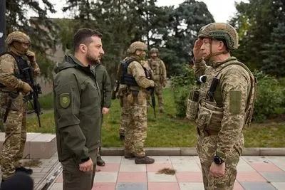 Сирський днями представить команду перезавантаження Збройних Сил України - Зеленський