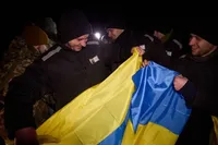 "Украина возвращает своих": Зеленский показал видео со вчерашнего обмена пленными