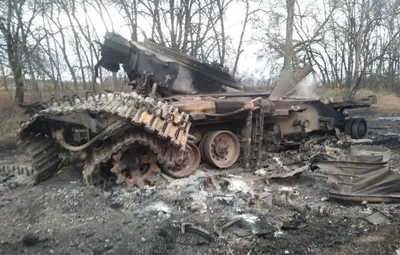 Нацгвардейцы показали поражение FPV-дроном боевого российского танка Т-72