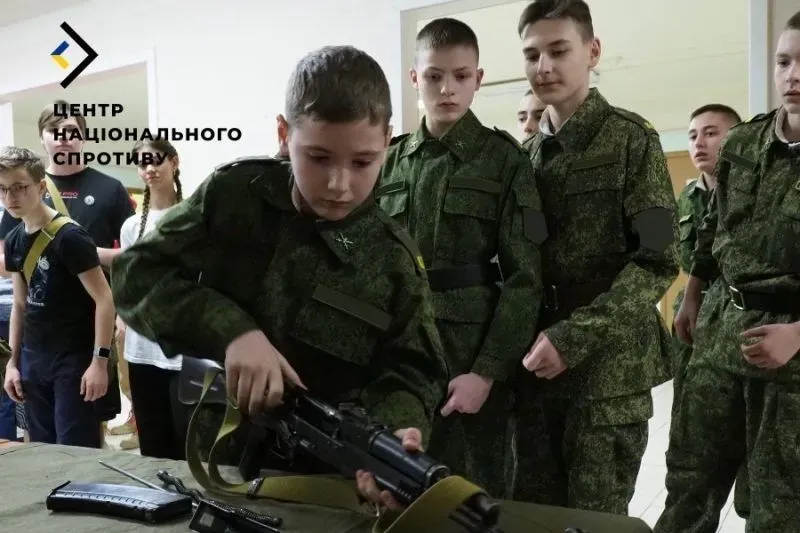 occupants-want-to-open-a-militaristic-childrens-club-in-kherson-region