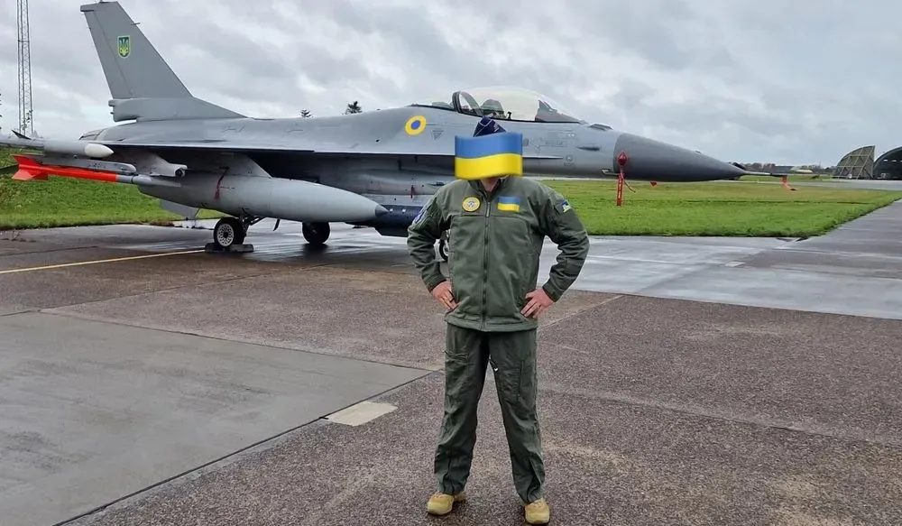 Навчання українських пілотів на F-16 йде за планом, літак перевершив очікування українських пілотів
