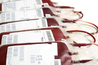 Компоненти крові та лікарські засоби: в Україні розширили перелік пріоритетних товарів на кордоні
