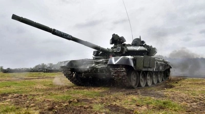 Попри тисячі втрачених танків, росія має достатньо техніки для ще трьох років війни - Reuters