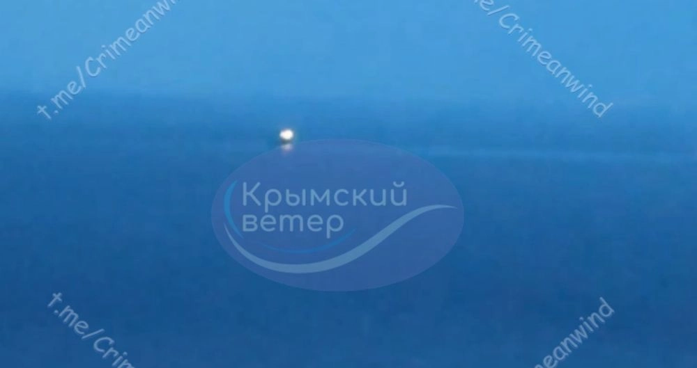 У южного берега Крыма происходит морской бой, мог быть атакован российский корабль