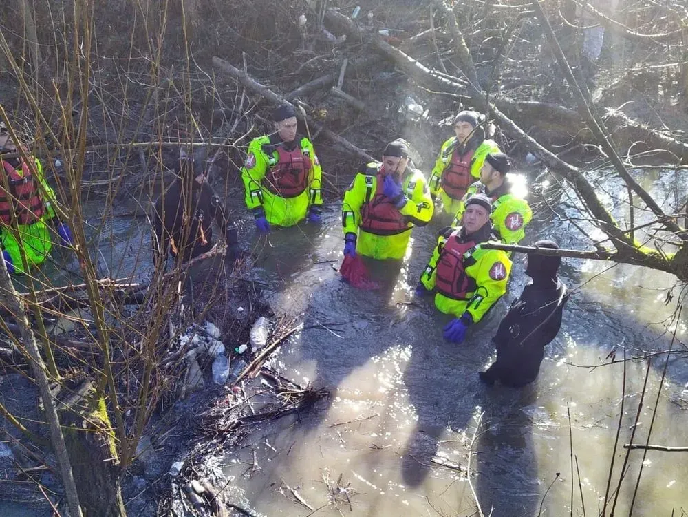 Тело 8-летней девочки нашли через несколько дней после падения в реку на Буковине