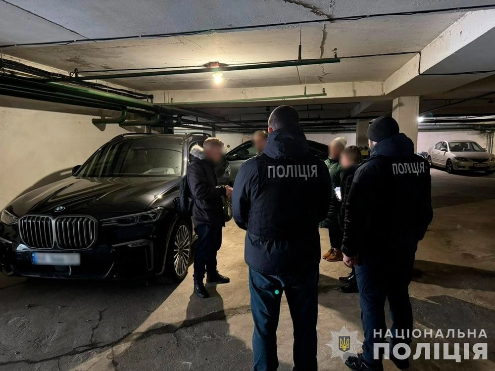 Ошукали українців на понад 45 млн гривень під приводом продажу дронів для ЗСУ: дві жінки отримали підозру